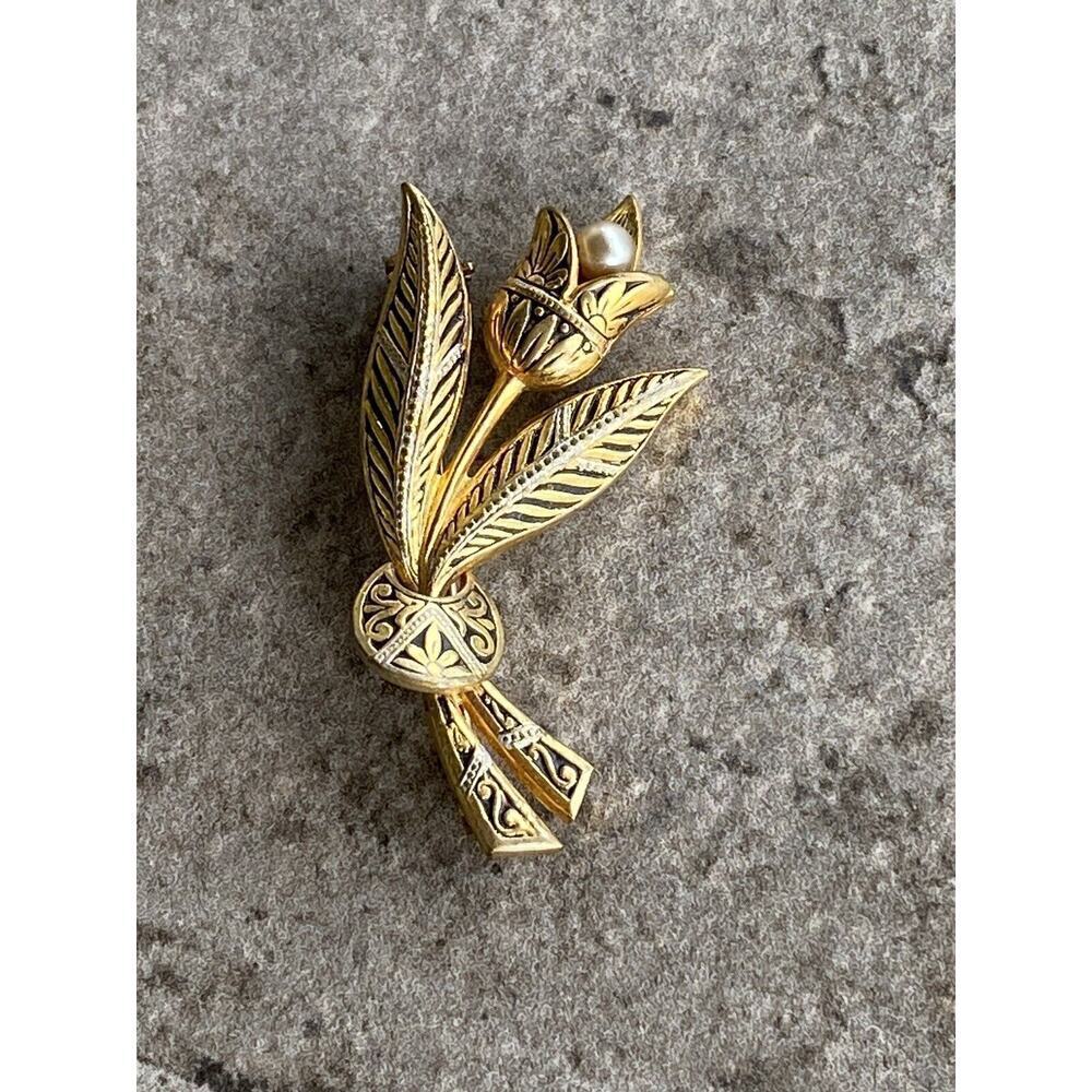 Tulip Brooch Damascene Vintage Faux Pearl Gold Tone Estate